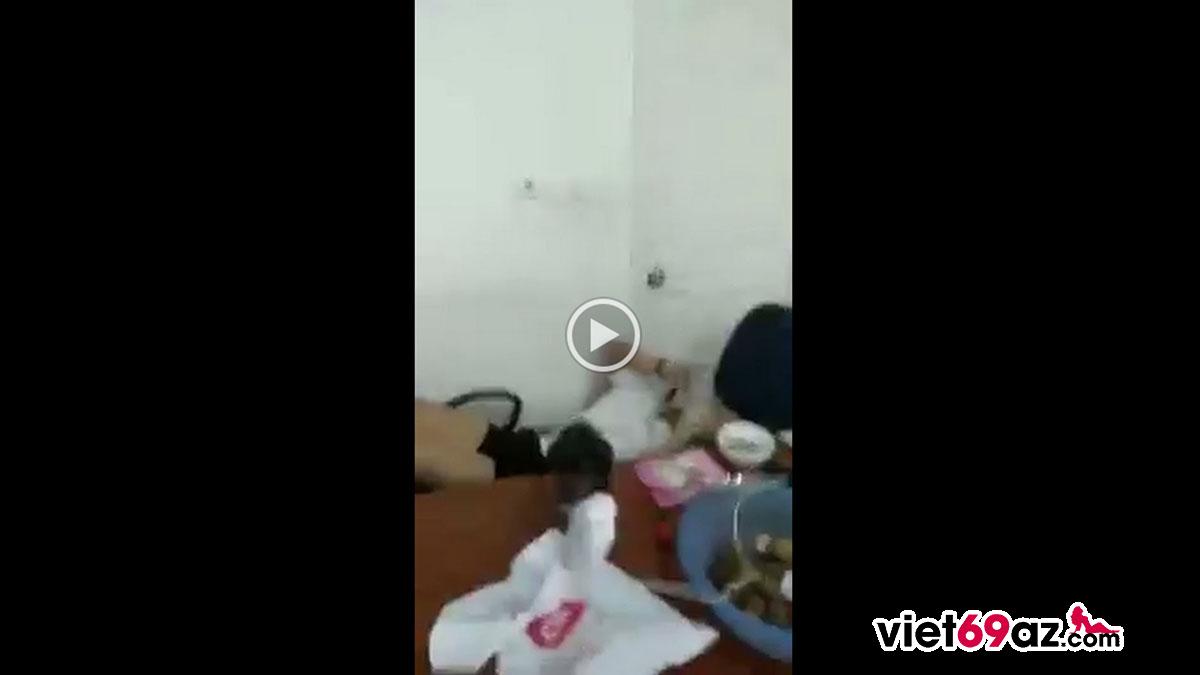 Clip sex sếp chén nhân viên